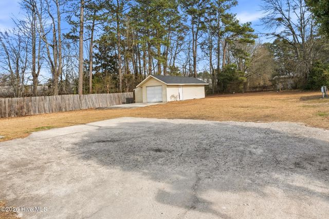 907 Thomas Street, Rockingham, NC 28379