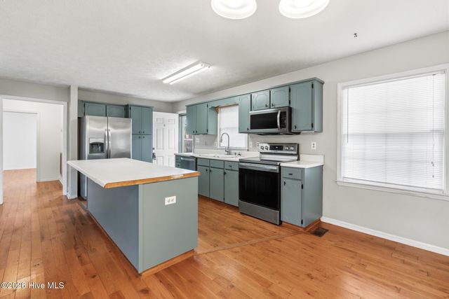907 Thomas Street, Rockingham, NC 28379