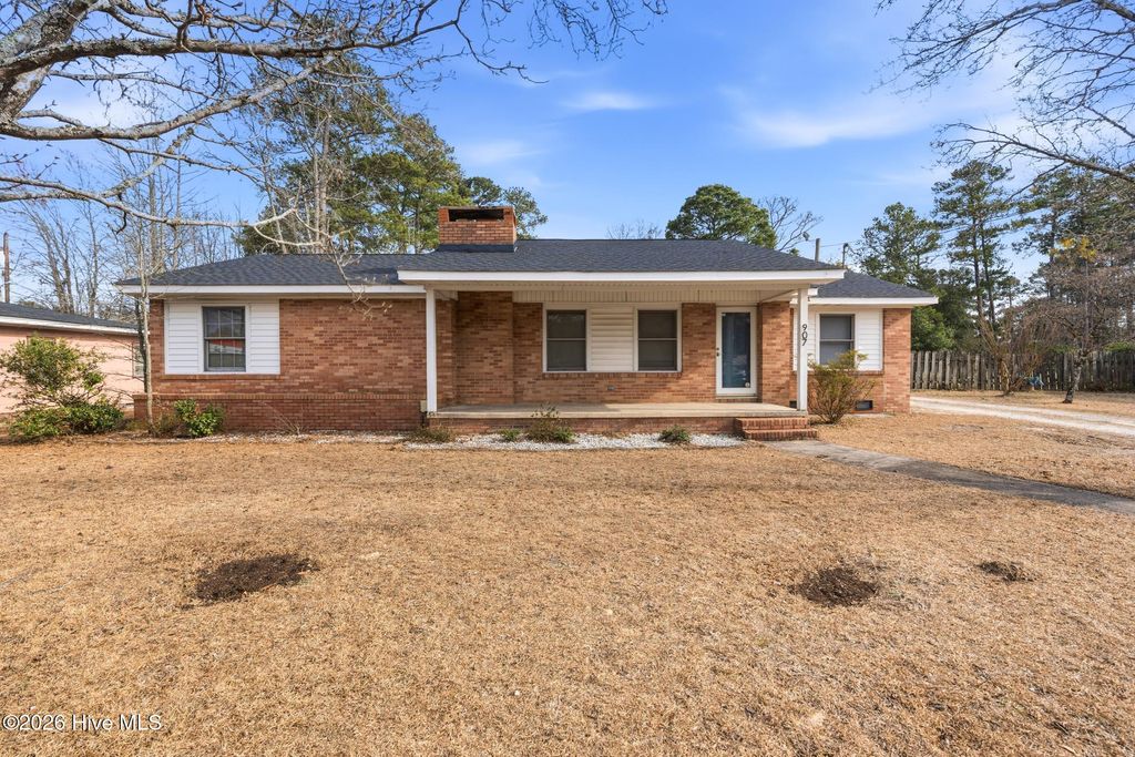 907 Thomas Street, Rockingham, NC 28379