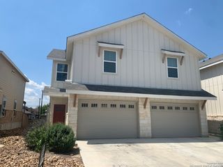 320 untermaier, New Braunfels, TX 78130