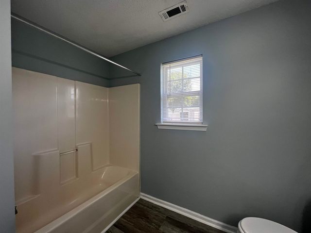 1204 Midvale Dr., Conway, SC 29527