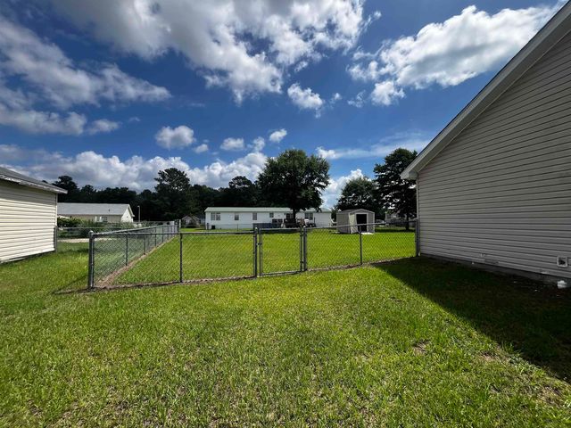 1204 Midvale Dr., Conway, SC 29527