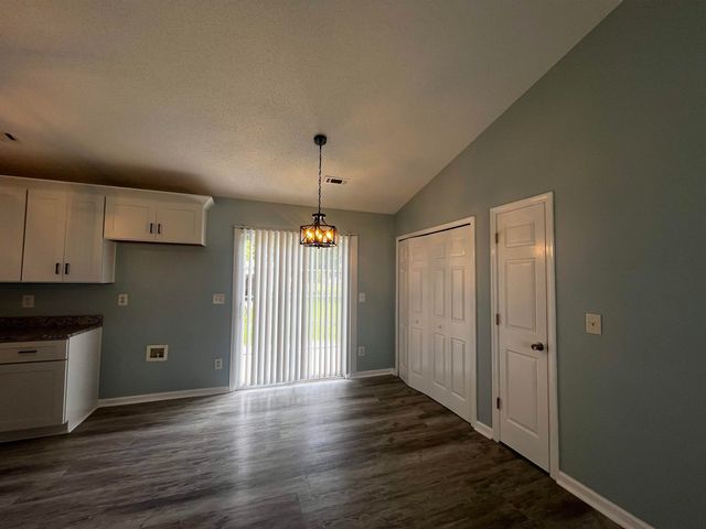 1204 Midvale Dr., Conway, SC 29527