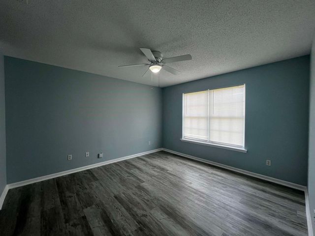 1204 Midvale Dr., Conway, SC 29527