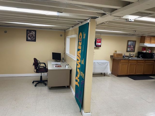 7547 N Rogers Avenue, Chicago, IL 60626