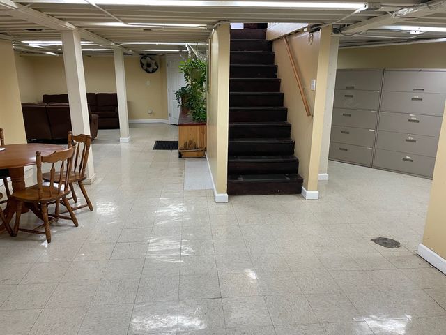 7547 N Rogers Avenue, Chicago, IL 60626