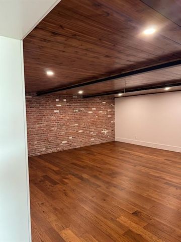 1107 Old Time Drive, Excelsior Springs, MO 64024