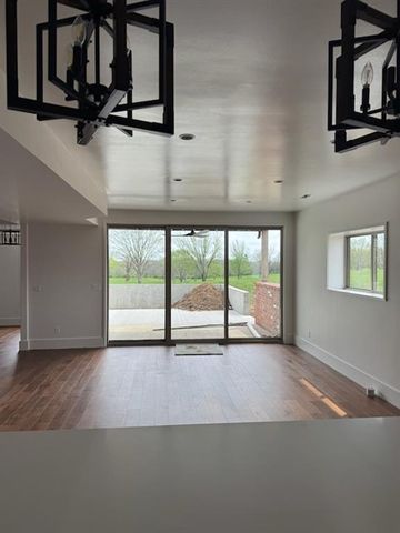 1107 Old Time Drive, Excelsior Springs, MO 64024