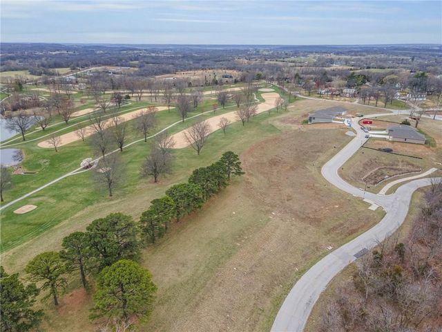 1107 Old Time Drive, Excelsior Springs, MO 64024