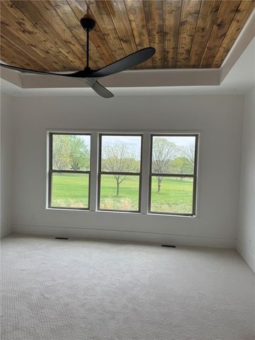 1107 Old Time Drive, Excelsior Springs, MO 64024