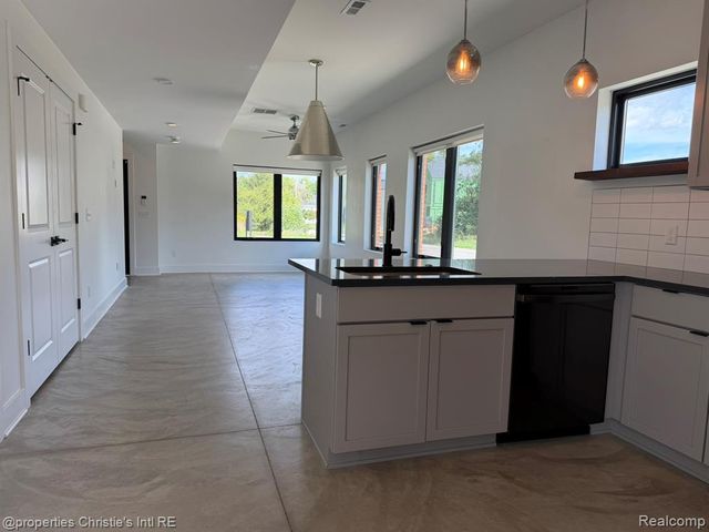 1803 Perry Street 9, Detroit, MI 48216