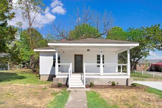 400 E Townsend Street, Dunn, NC 28334