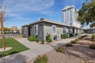 913 South 3rd Street E, Las Vegas, NV 89101