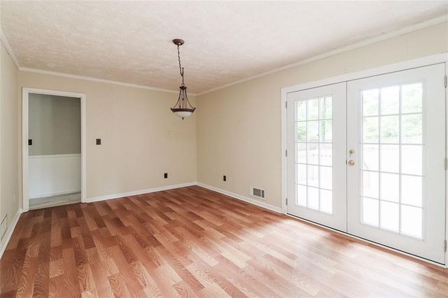 1291 Stephens Street SW, Lilburn, GA 30047