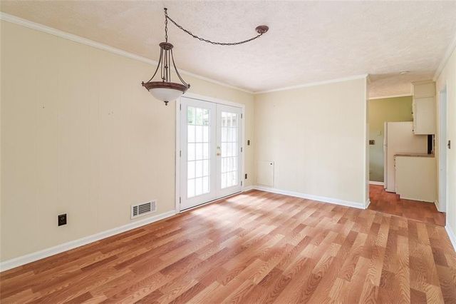 1291 Stephens Street SW, Lilburn, GA 30047