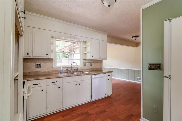 1291 Stephens Street SW, Lilburn, GA 30047