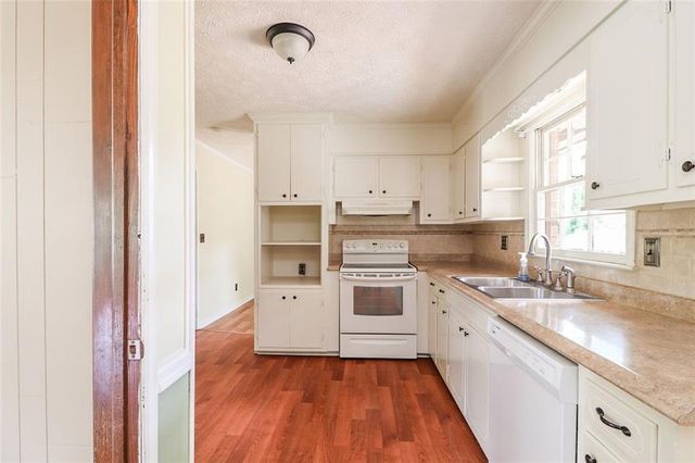 1291 Stephens Street SW, Lilburn, GA 30047