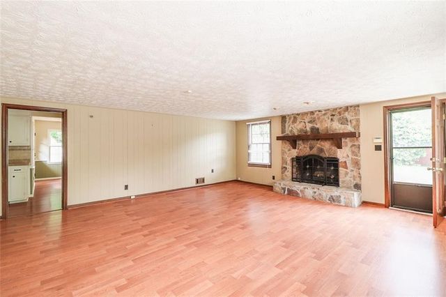 1291 Stephens Street SW, Lilburn, GA 30047