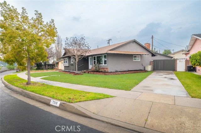 7310 Bluff, Downey, CA 90240