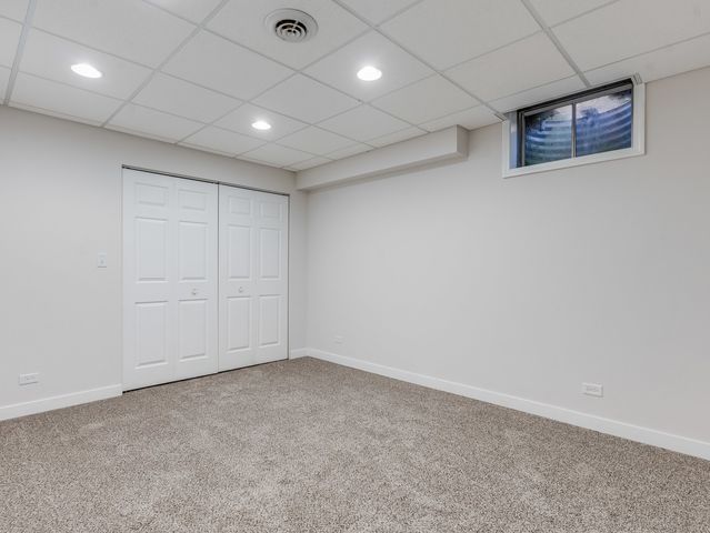 521 Ridgewood Drive, Antioch, IL 60002