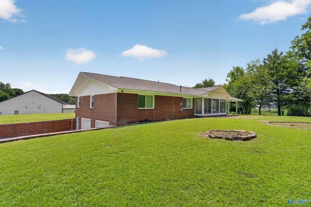 1021 Alabama Highway 69 N, Cullman, AL 35058