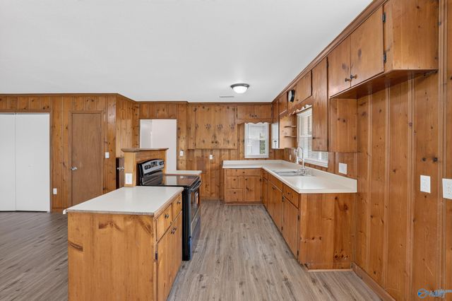 1021 Alabama Highway 69 N, Cullman, AL 35058