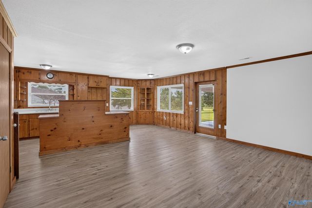 1021 Alabama Highway 69 N, Cullman, AL 35058