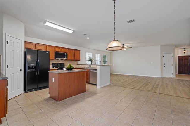 7811 Buckmeadow DR, Georgetown, TX 78628