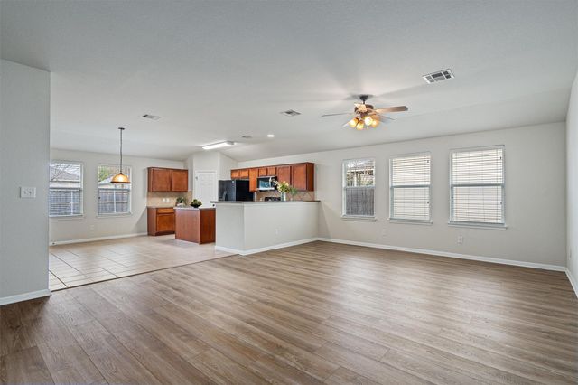 7811 Buckmeadow DR, Georgetown, TX 78628