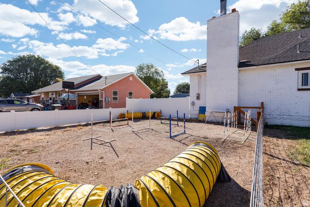 70 N MAIN, Aurora, UT 84620