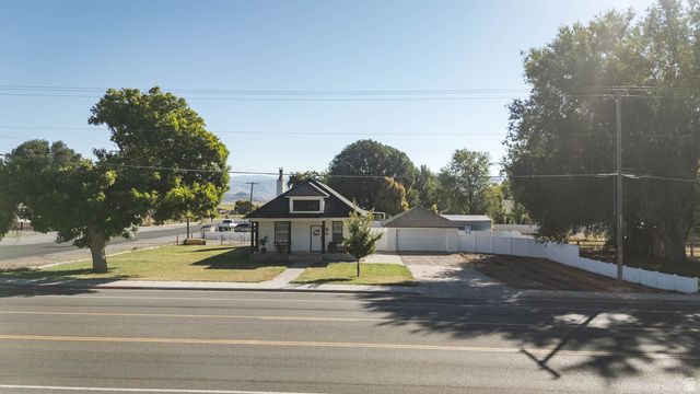 70 N MAIN, Aurora, UT 84620
