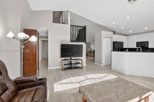 13224 NW 12th St, Pembroke Pines, FL 33028