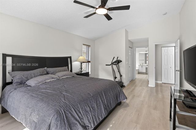 13224 NW 12th St, Pembroke Pines, FL 33028