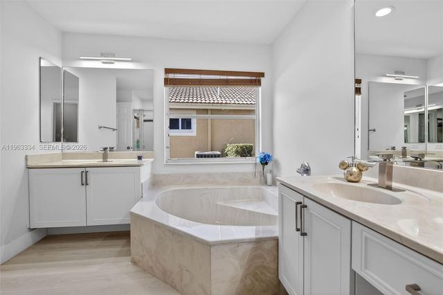 13224 NW 12th St, Pembroke Pines, FL 33028