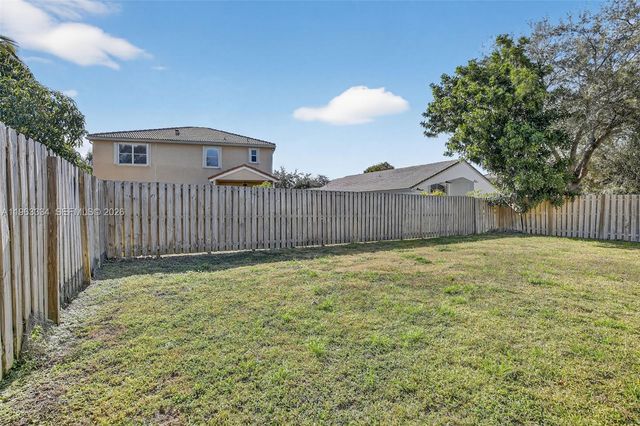 13224 NW 12th St, Pembroke Pines, FL 33028