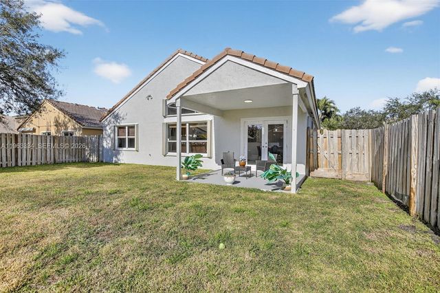 13224 NW 12th St, Pembroke Pines, FL 33028