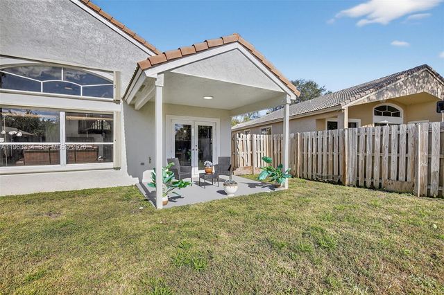 13224 NW 12th St, Pembroke Pines, FL 33028