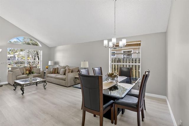 13224 NW 12th St, Pembroke Pines, FL 33028