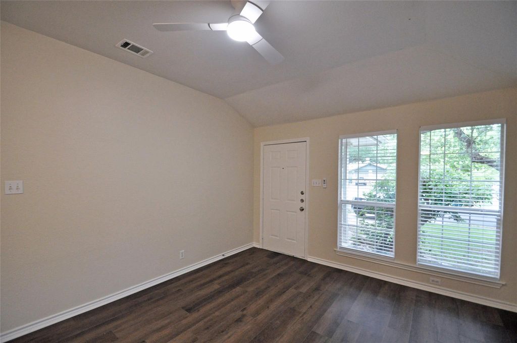 13350 Water Oak LN A, Austin, TX 78729