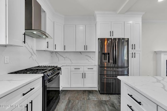 58 Fish Hawk Drive, Middletown, NJ 07748