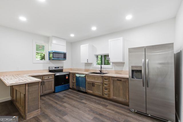 162 Falls Road, Toccoa, GA 30577