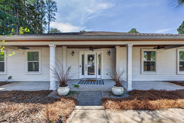 209 Santa Barbara Avenue, Santa Rosa Beach, FL 32459