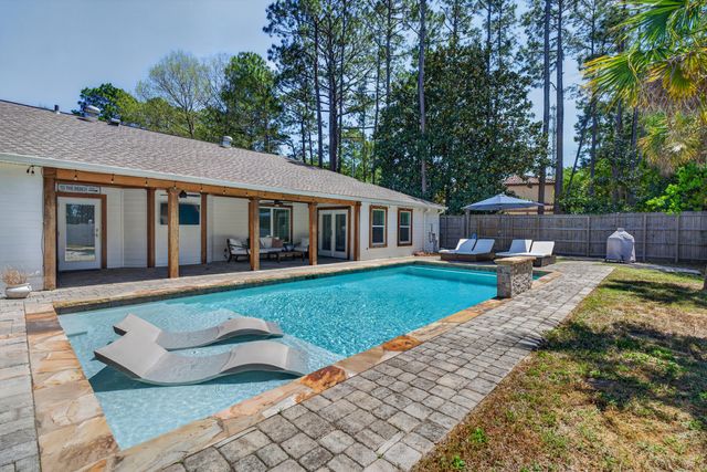209 Santa Barbara Avenue, Santa Rosa Beach, FL 32459