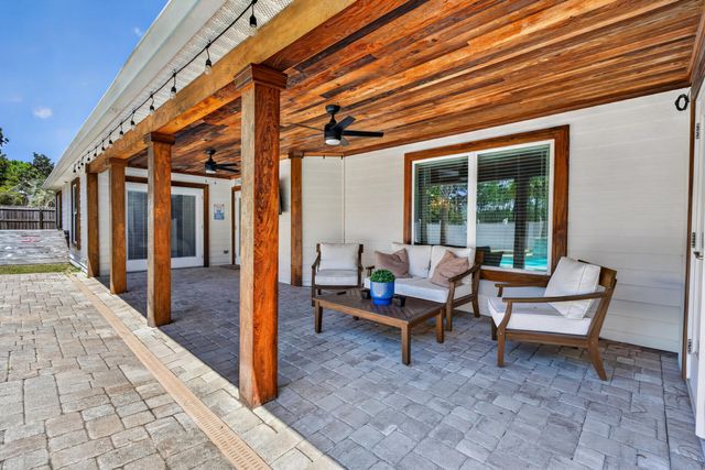 209 Santa Barbara Avenue, Santa Rosa Beach, FL 32459