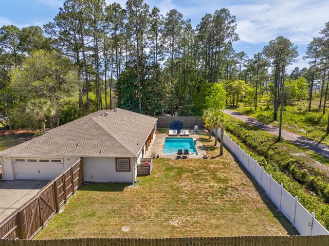 209 Santa Barbara Avenue, Santa Rosa Beach, FL 32459