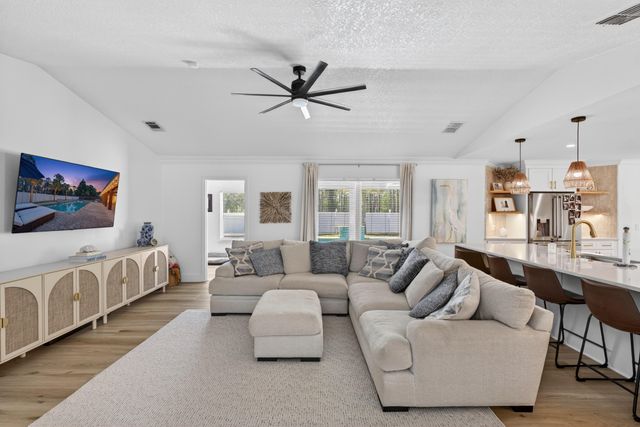 209 Santa Barbara Avenue, Santa Rosa Beach, FL 32459