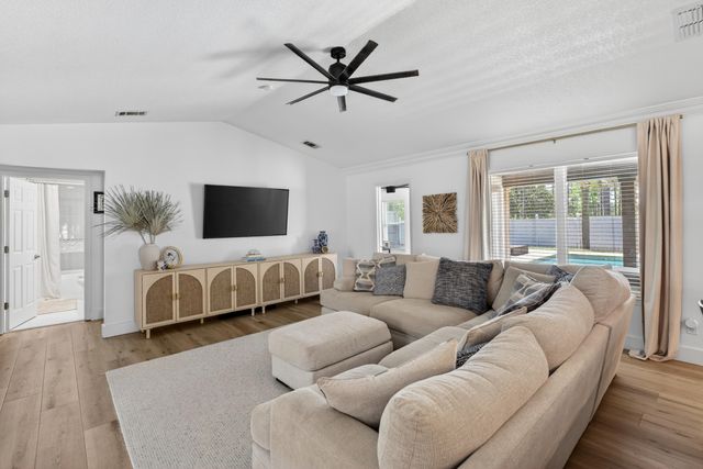 209 Santa Barbara Avenue, Santa Rosa Beach, FL 32459