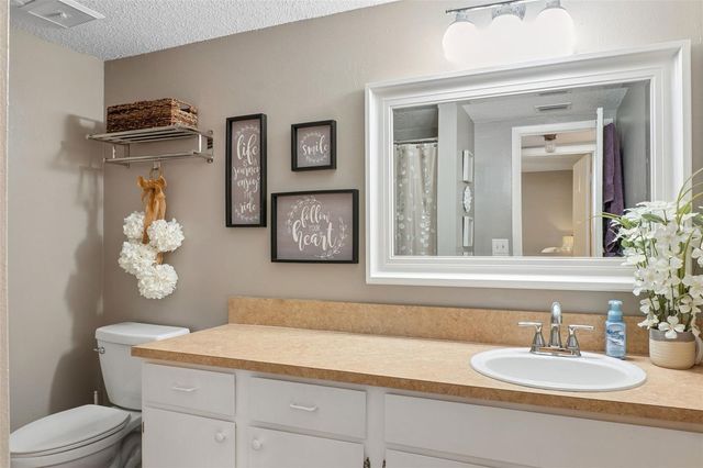 12231 ARMENIA GABLES CIRCLE, Tampa, FL 33612