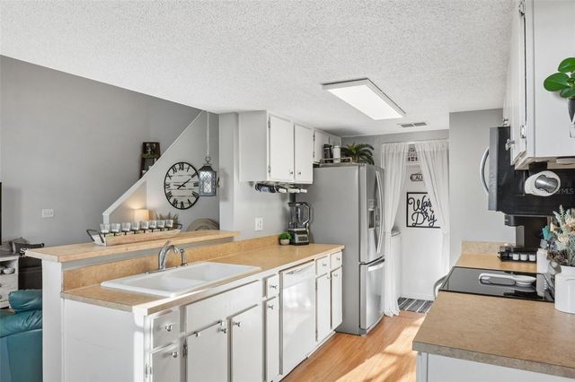 12231 ARMENIA GABLES CIRCLE, Tampa, FL 33612