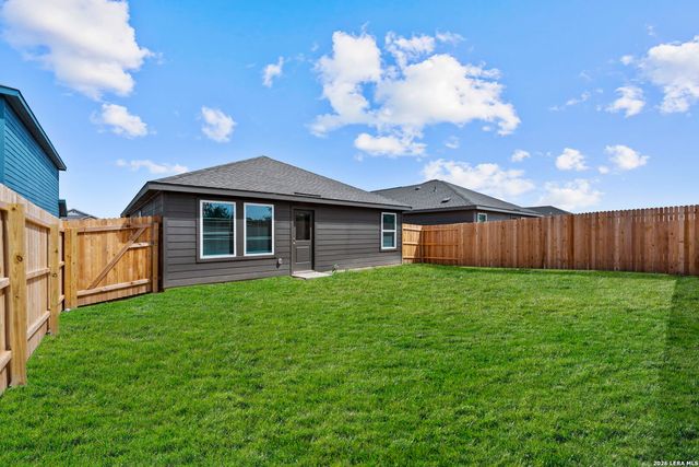 415 Sauvignon Pt, New Braunfels, TX 78130